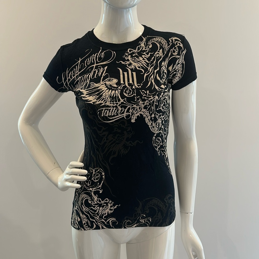 Hart and Huntington tee NWT